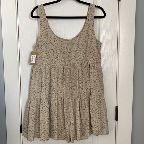 Flower Romper - Picture 2 of 4